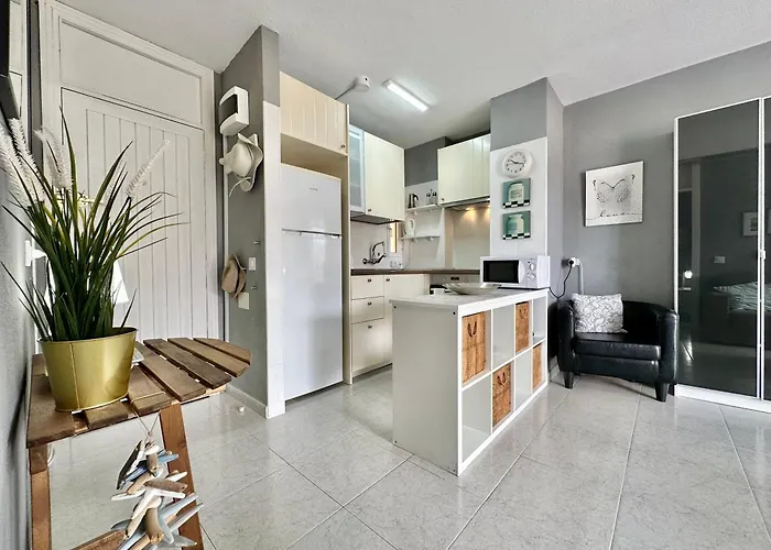 Apartamento Playa De Americas - Torres De Yomely