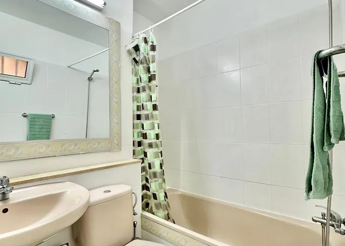 Playa De Americas - Torres De Yomely Apartment